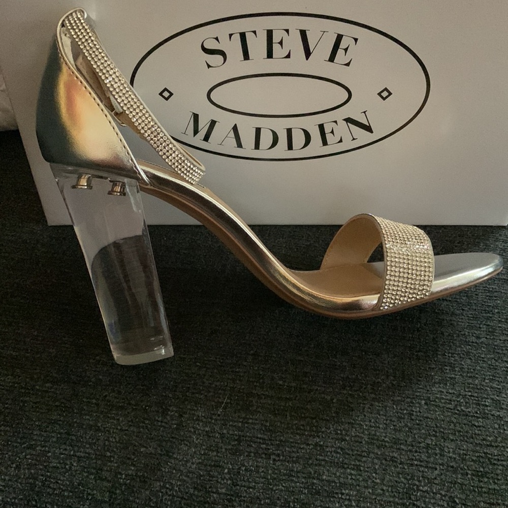 Steve Madden ladies klair clear heels